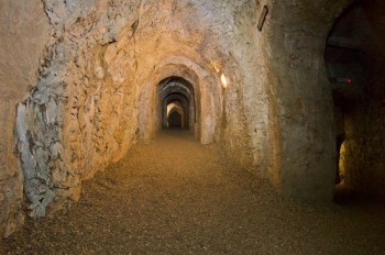 Hell-Fire Caves, West Wycombe - Korridor<br />(© tripadvisor.co.uk)