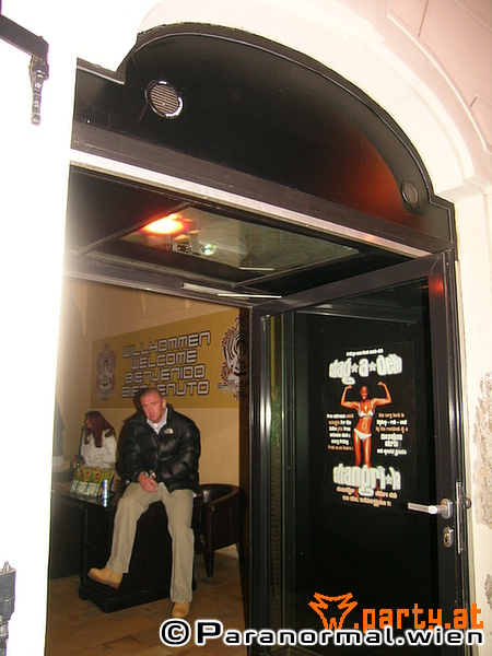 Kleine Kapelle (Shangri-La 2004) 008